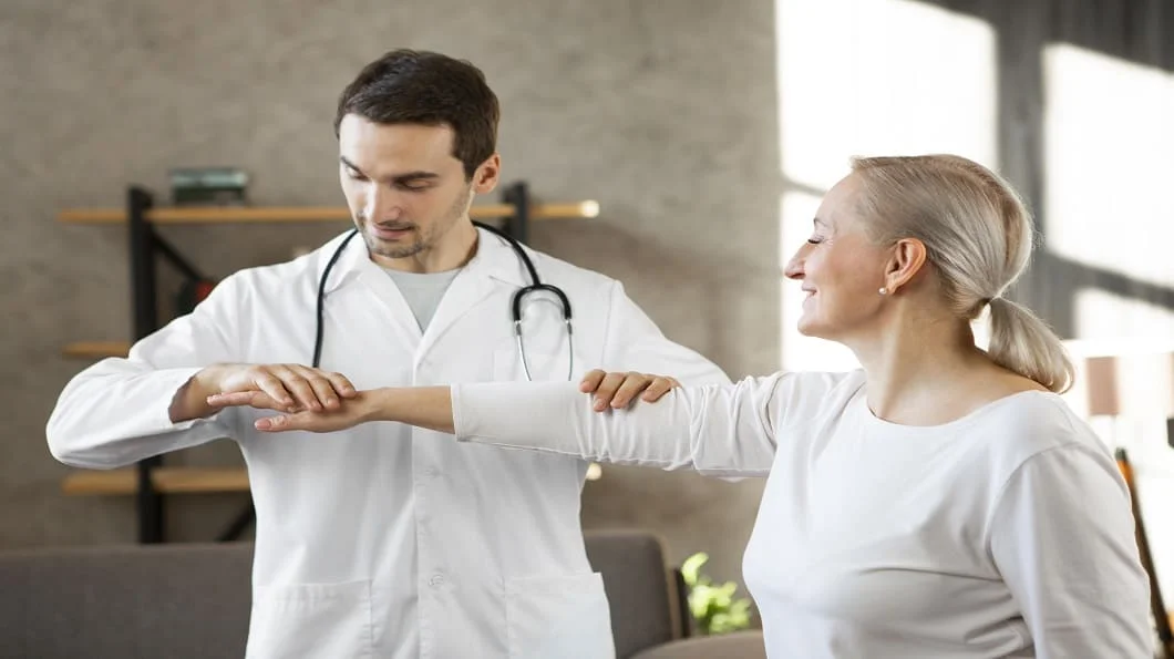Orthopedic doctors in Punjabi Bagh